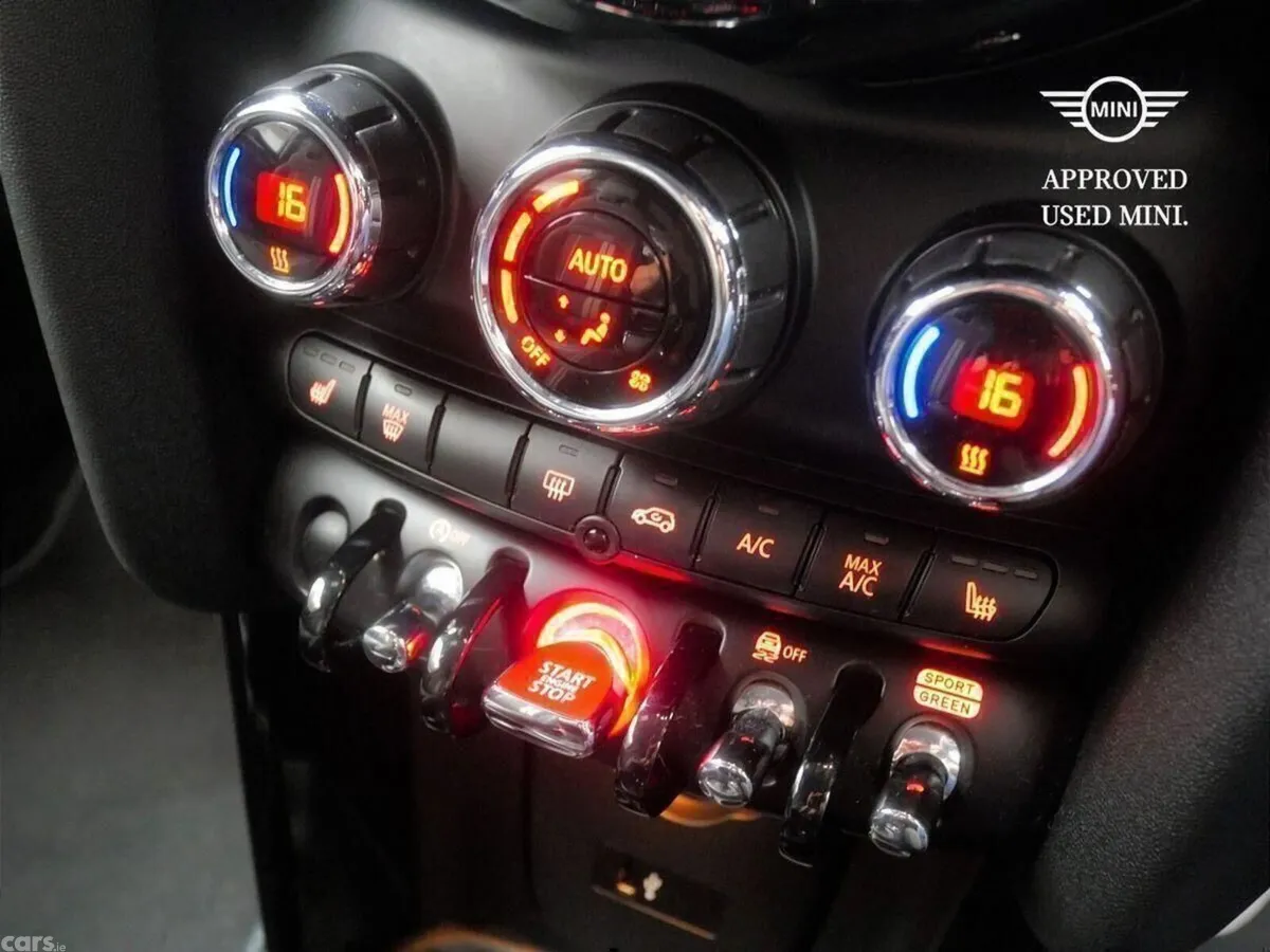 Mini Cooper Hatchback, Petrol, 2023, Black