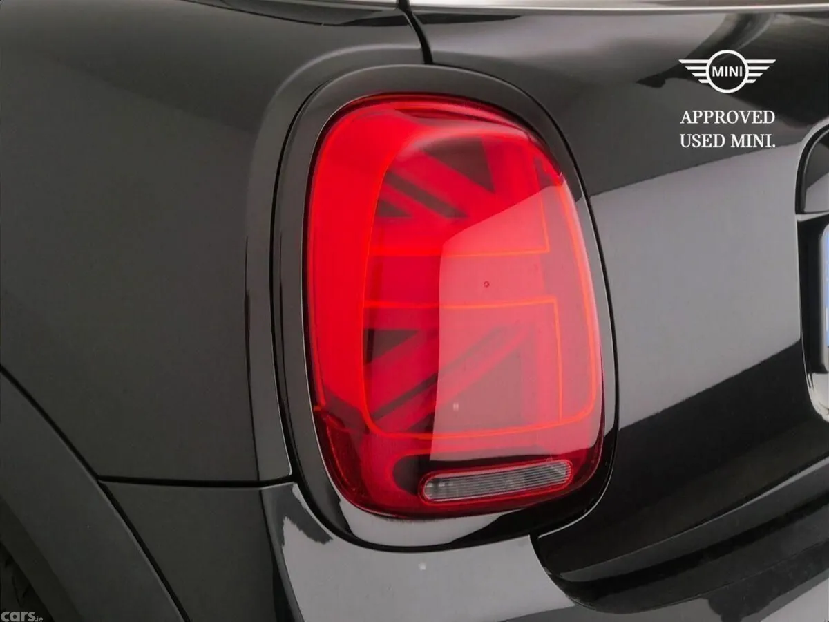 Mini Cooper Hatchback, Petrol, 2023, Black