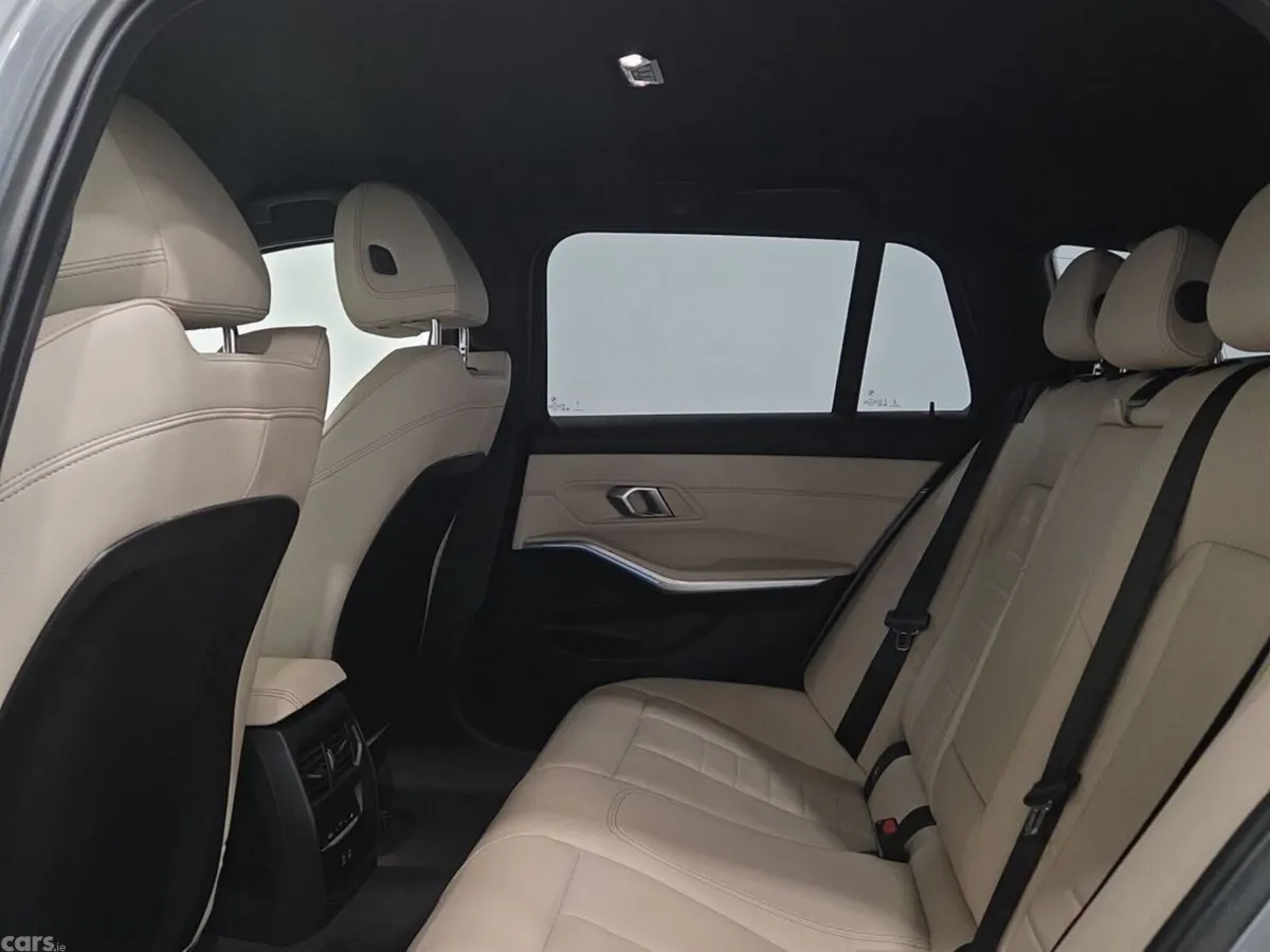 BMW 3-Series Estate, Petrol Plug-in Hybrid, 2023, Grey