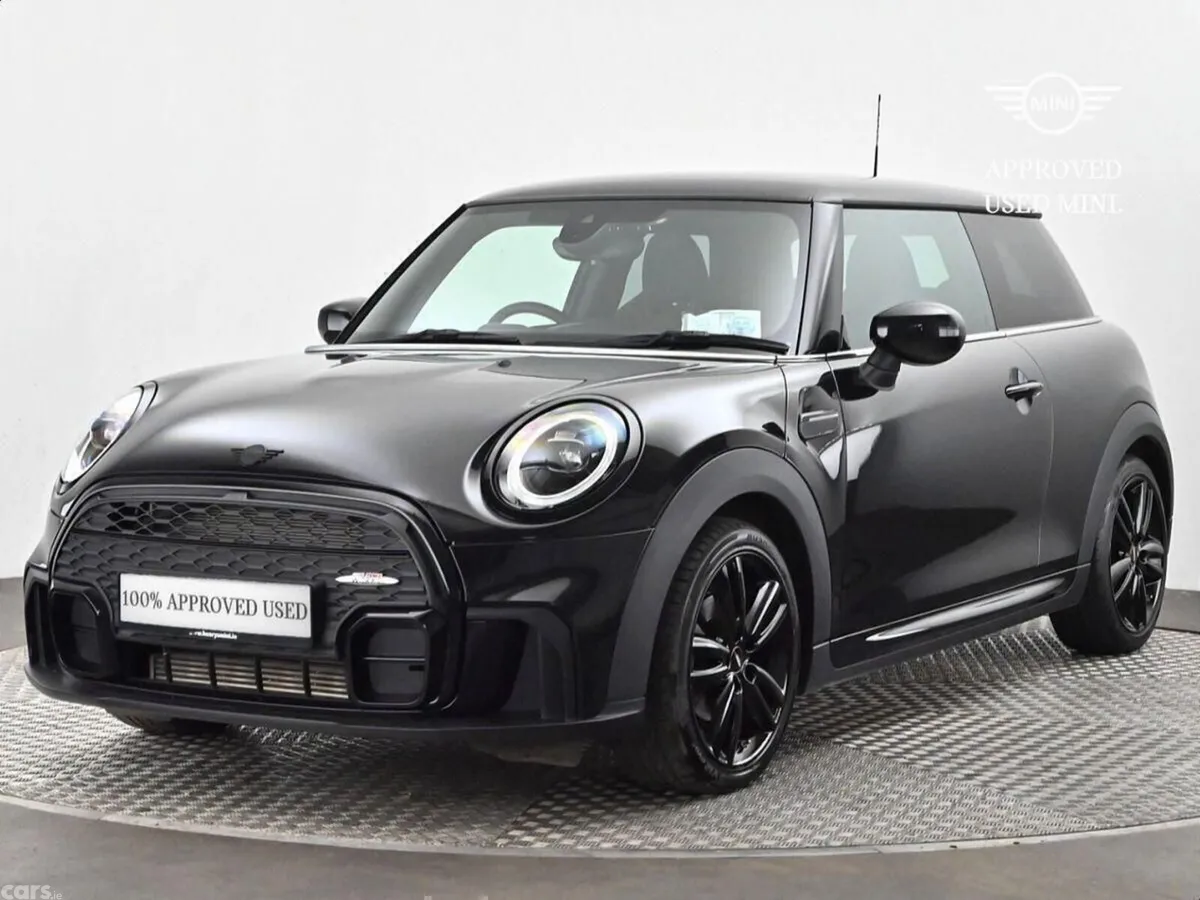 Mini Cooper Hatchback, Petrol, 2023, Black