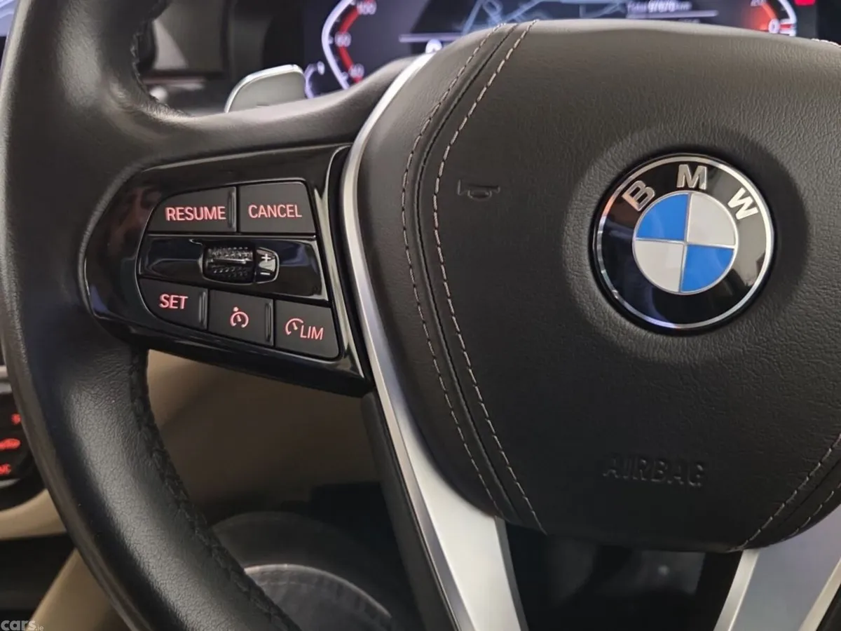 BMW 5-Series Saloon, Diesel Hybrid, 2023, Blue