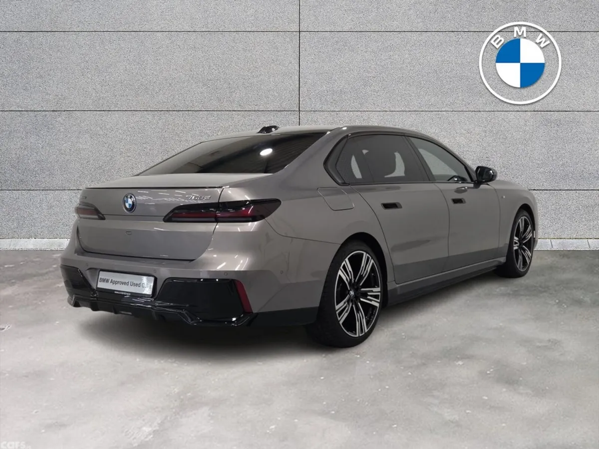 BMW 7-Series Saloon, Petrol Plug-in Hybrid, 2023, Grey