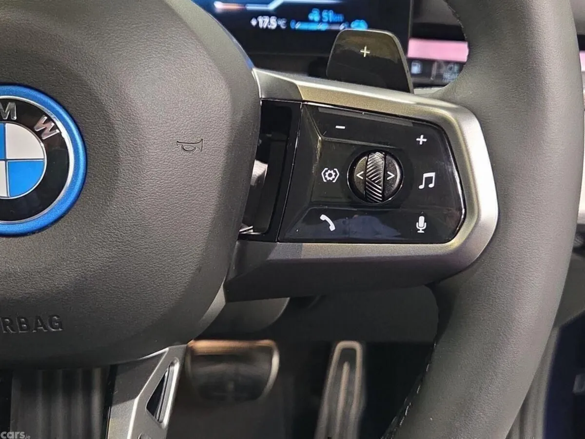 BMW 5-Series Estate, Petrol Plug-in Hybrid, 2026, Blue