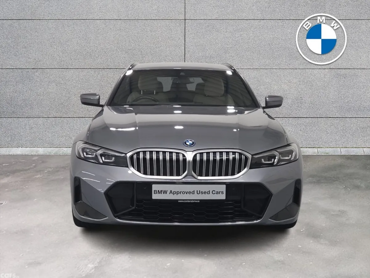 BMW 3-Series Estate, Petrol Plug-in Hybrid, 2023, Grey