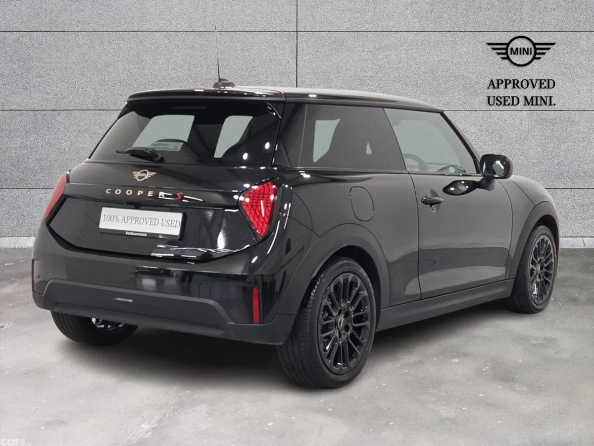 Mini Cooper Hatchback, Petrol, 2026, Black