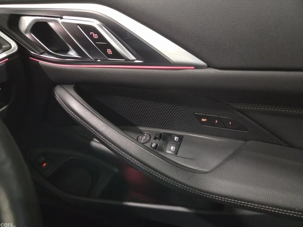 BMW 4-Series Coupe, Diesel Hybrid, 2022, White
