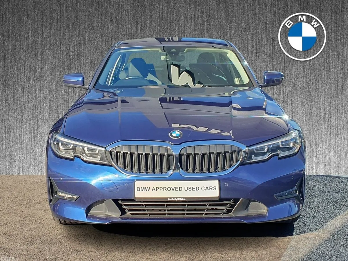 BMW 3-Series Saloon, Diesel, 2019, Blue