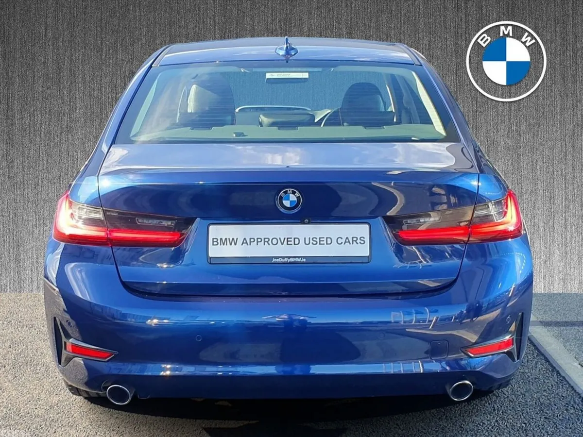 BMW 3-Series Saloon, Diesel, 2019, Blue