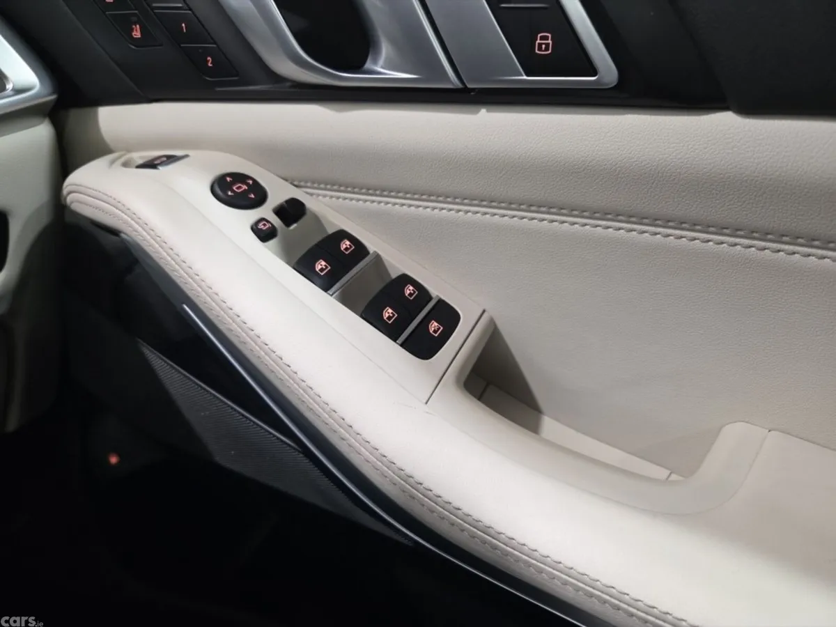 BMW X5 SUV, Petrol Plug-in Hybrid, 2023, Blue