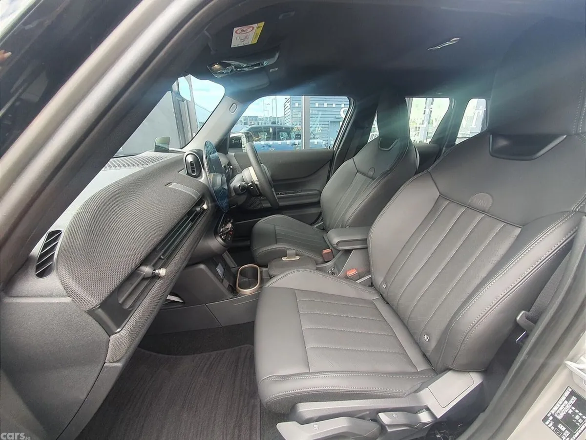 Mini Cooper Hatchback, Petrol, 2026, Silver