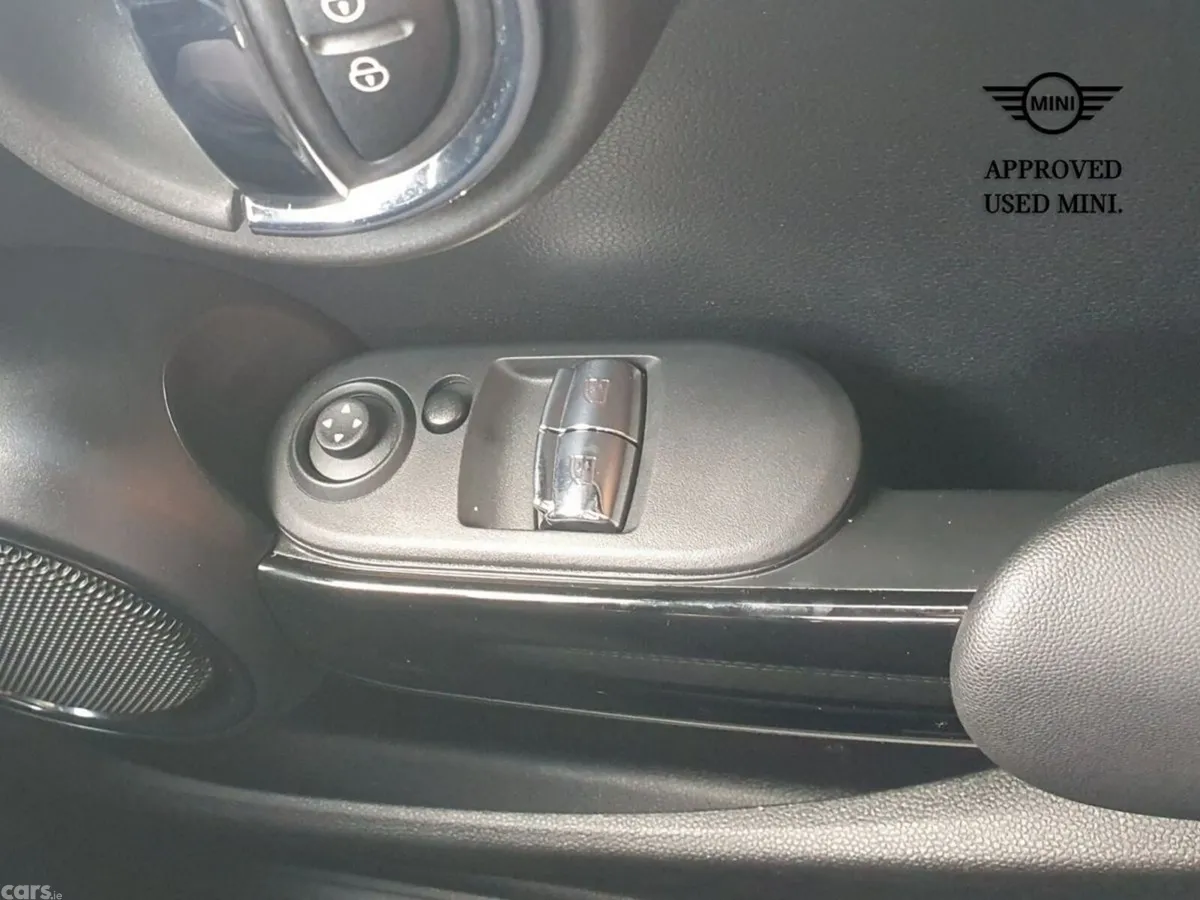 Mini Cooper Hatchback, Petrol, 2022, Silver