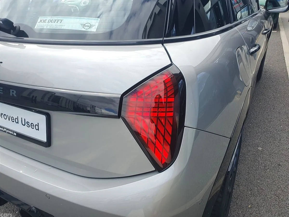 Mini Cooper Hatchback, Petrol, 2026, Silver