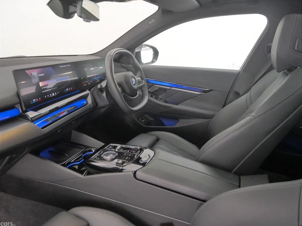 BMW i5 Estate, Electric, 2025, Black