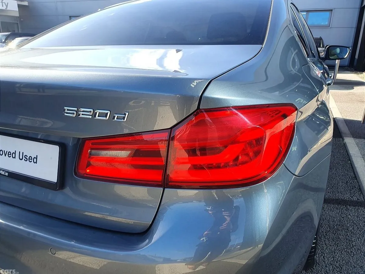 BMW 5-Series Saloon, Diesel, 2019, Blue