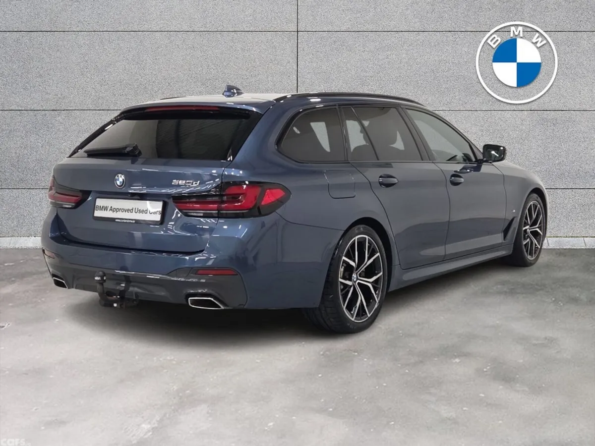 BMW 5-Series Estate, Diesel Hybrid, 2024, Blue