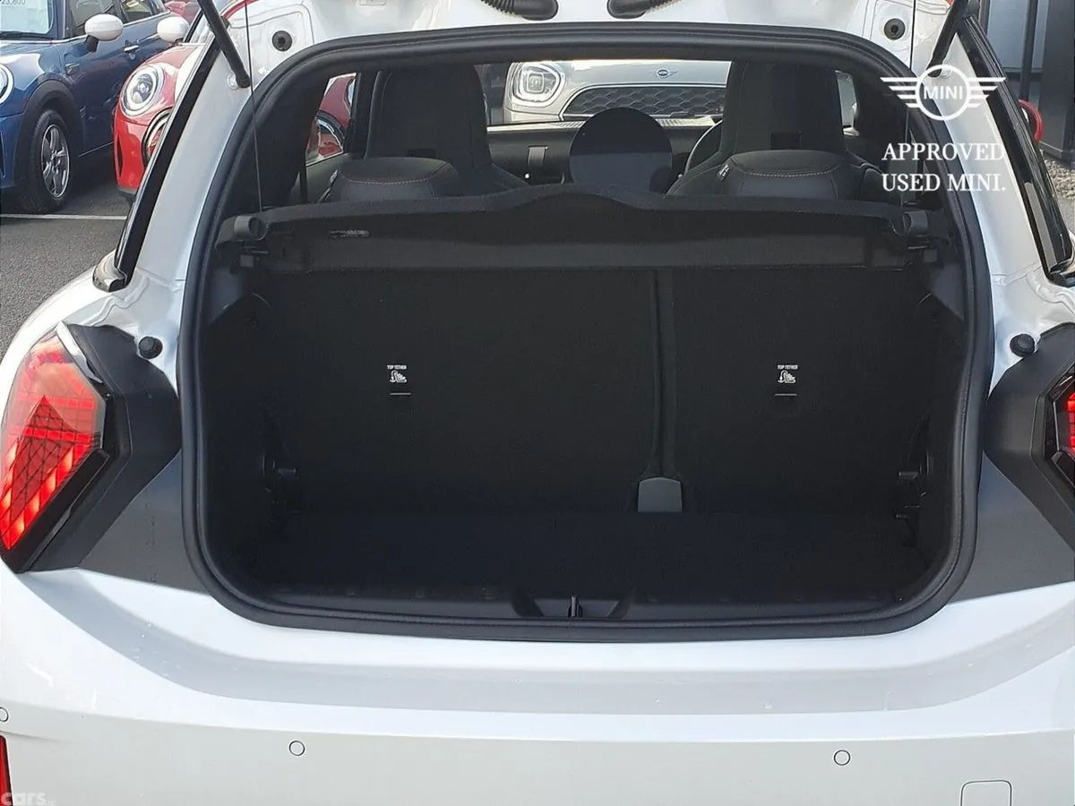 Mini Cooper Hatchback, Petrol, 2026, White