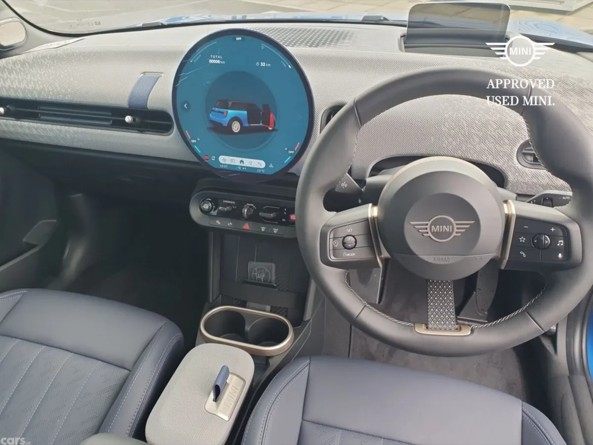 Mini Cooper Hatchback, Petrol, 2026, Blue