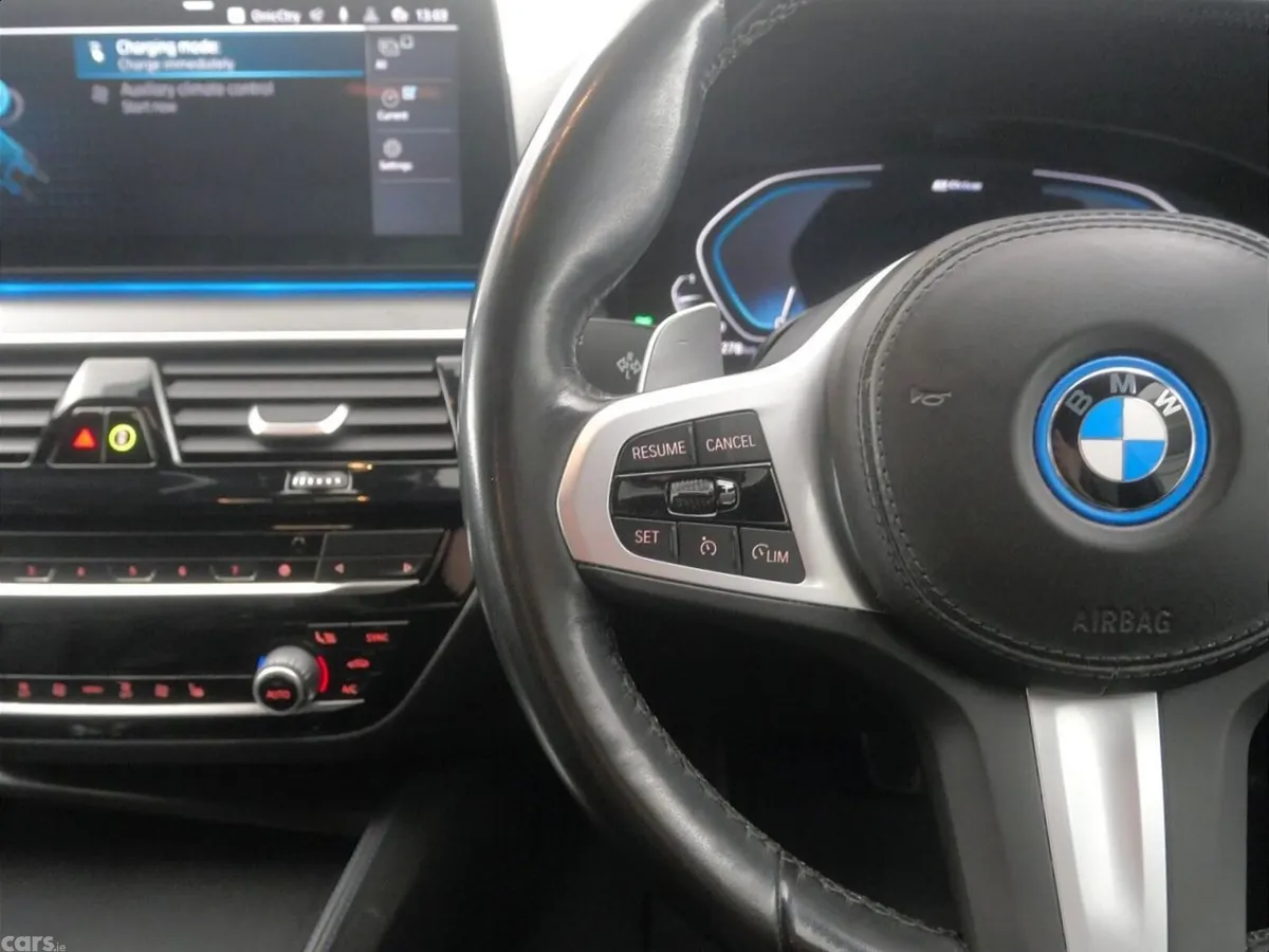 BMW 5-Series Saloon, Petrol Plug-in Hybrid, 2022, White
