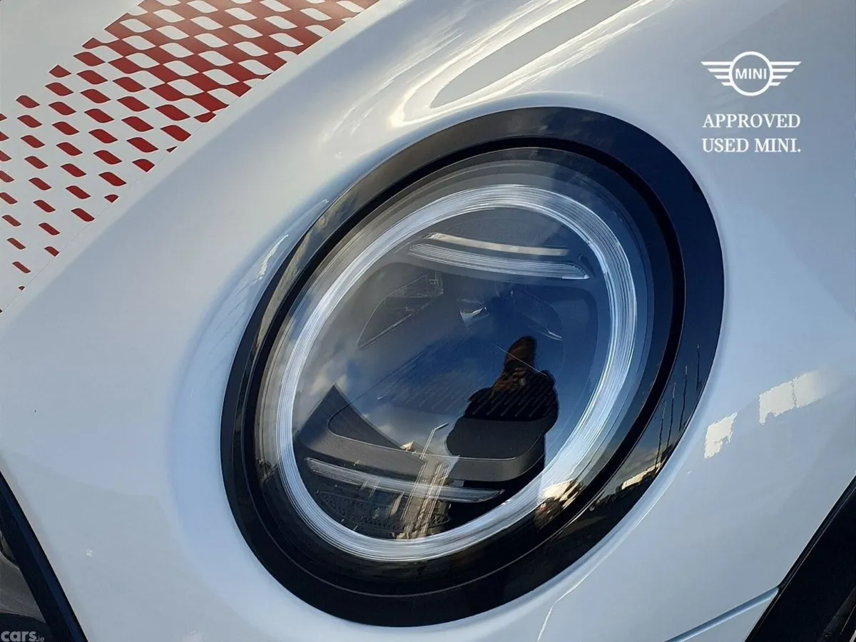Mini Cooper Hatchback, Petrol, 2026, White