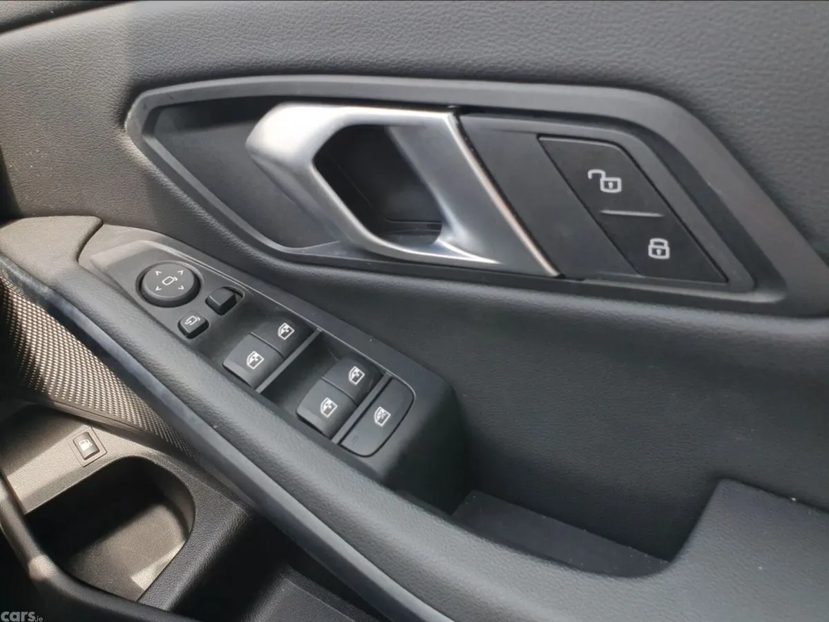 BMW 3-Series Saloon, Petrol Plug-in Hybrid, 2025, Black