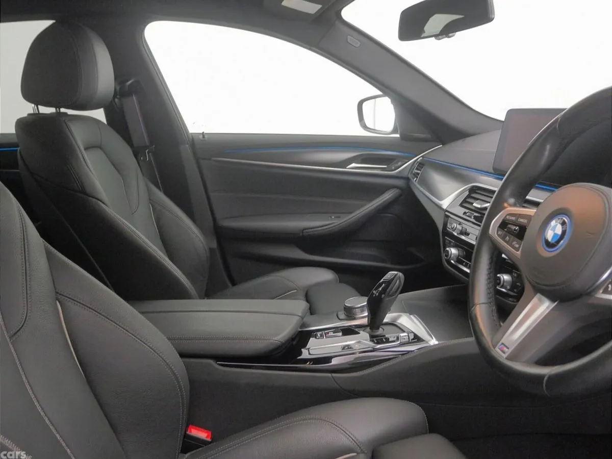 BMW 5-Series Saloon, Petrol Plug-in Hybrid, 2023, Black