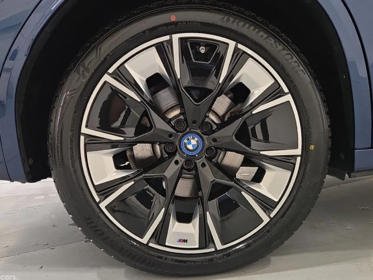 BMW iX3 SUV, Electric, 2023, Blue