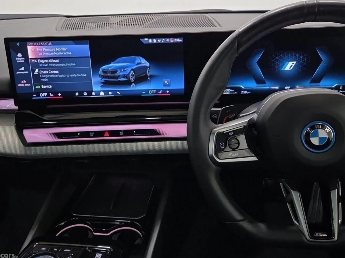 BMW 5-Series Saloon, Petrol Plug-in Hybrid, 2025, Blue