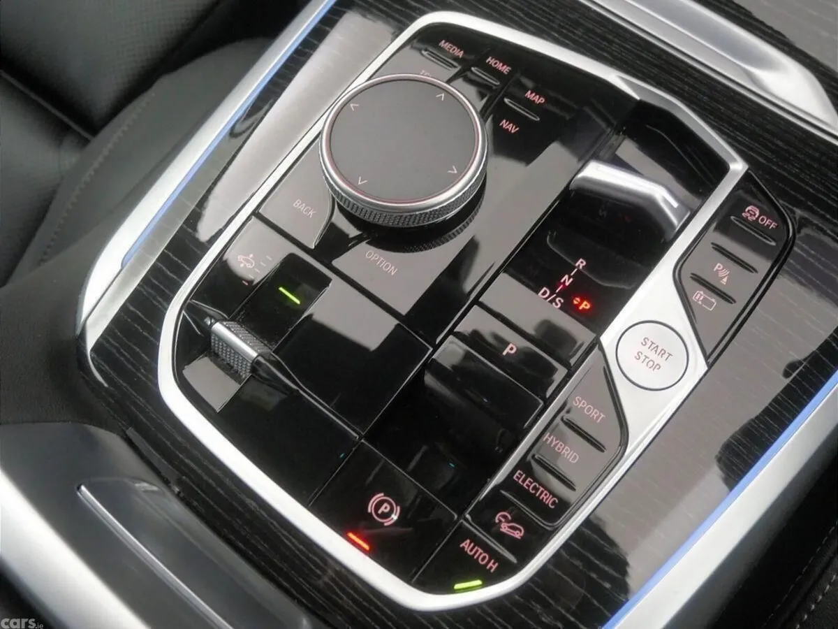 BMW X5 SUV, Petrol Plug-in Hybrid, 2025, Black
