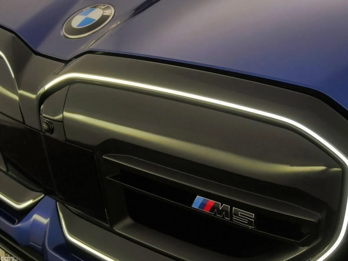 BMW M5 Saloon, Petrol Plug-in Hybrid, 2026, Blue