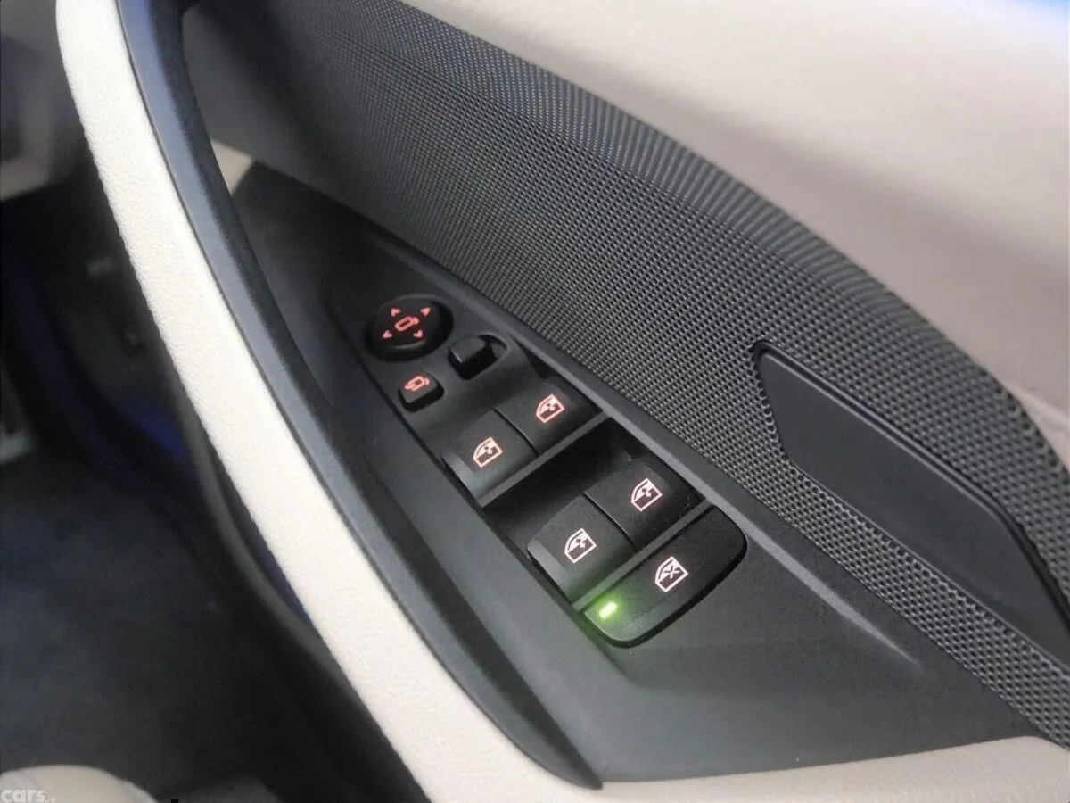 BMW 4-Series Hatchback, Diesel Hybrid, 2022, Blue