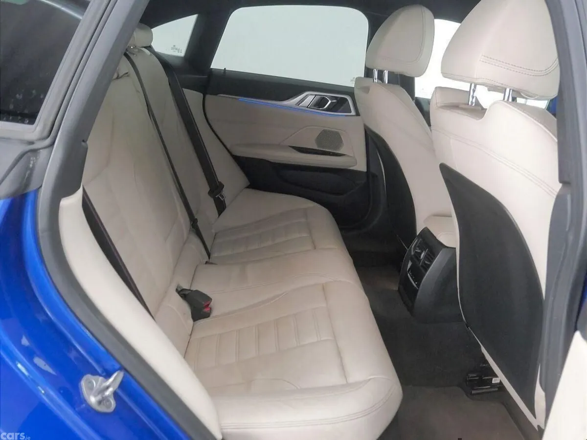 BMW 4-Series Hatchback, Diesel Hybrid, 2023, Blue