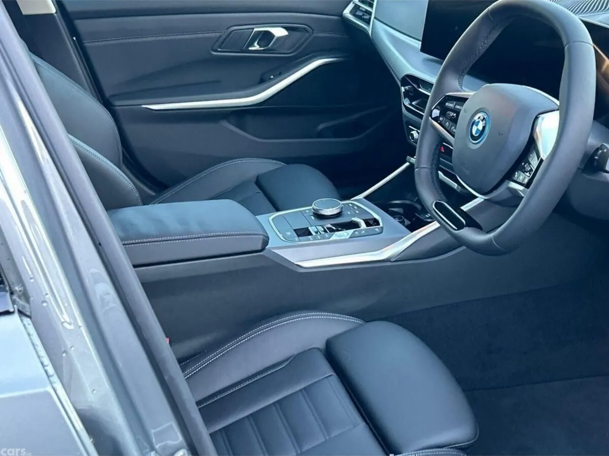BMW 3-Series Saloon, Petrol Plug-in Hybrid, 2026, Grey