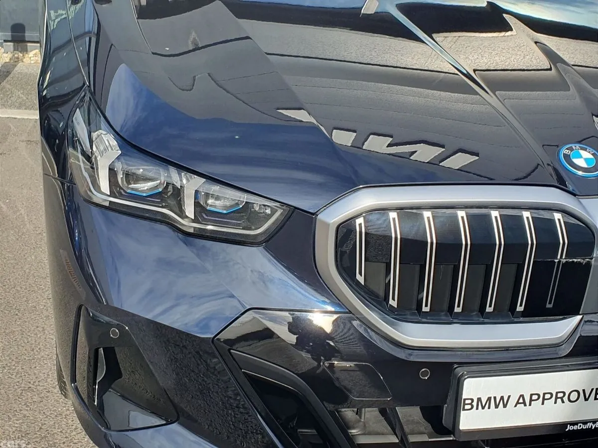 BMW 5-Series Saloon, Petrol Plug-in Hybrid, 2026, Black