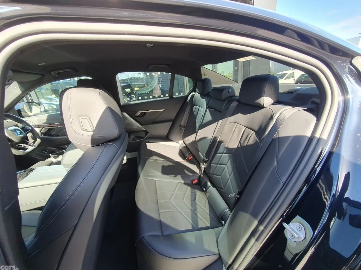 BMW 5-Series Saloon, Petrol Plug-in Hybrid, 2026, Black