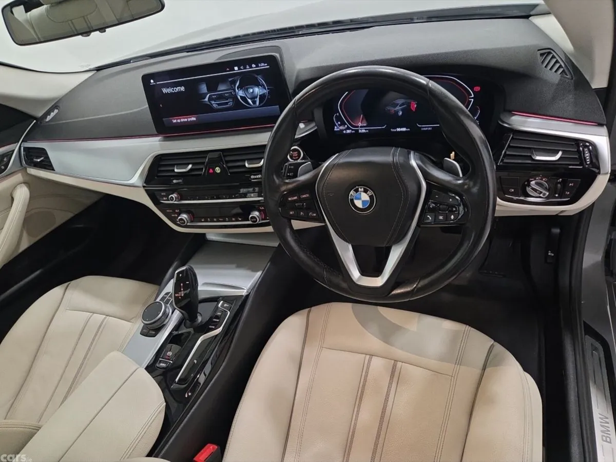 BMW 5-Series Saloon, Diesel Hybrid, 2021, Grey