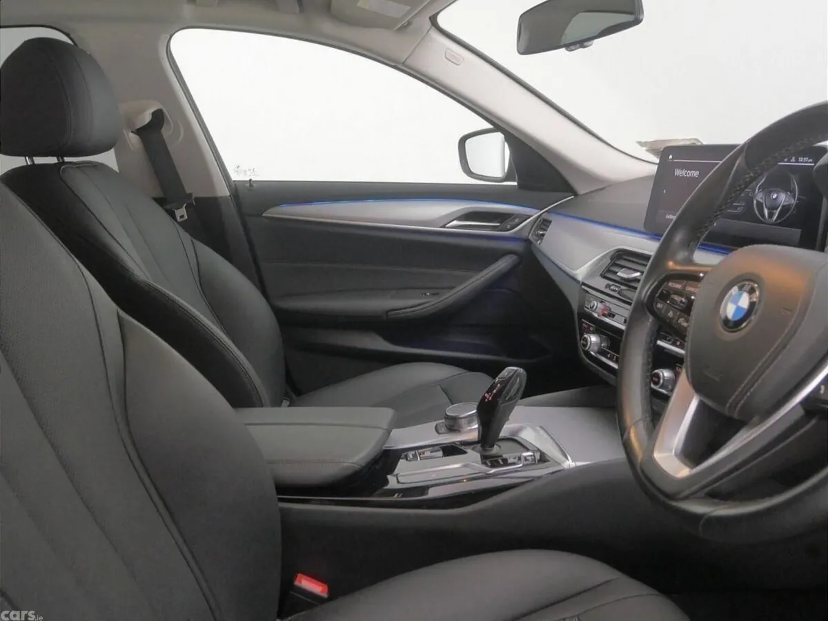 BMW 5-Series Saloon, Diesel Hybrid, 2023, Black