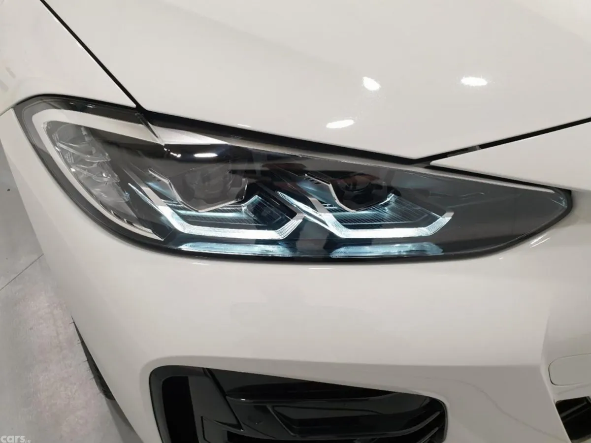 BMW 4-Series Coupe, Diesel Hybrid, 2021, White
