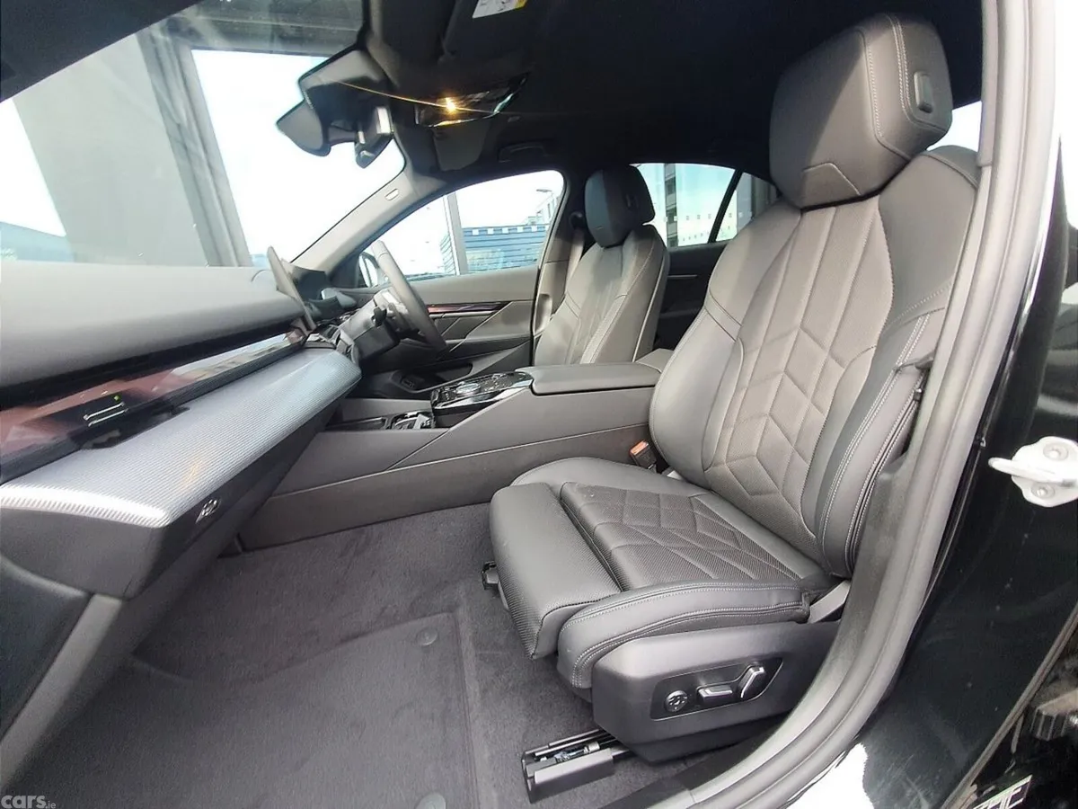 BMW 5-Series Saloon, Petrol Plug-in Hybrid, 2026, Black