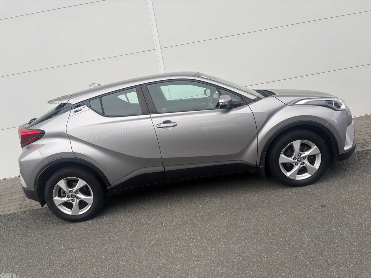Toyota C-HR Hatchback, Petrol, 2017, Grey