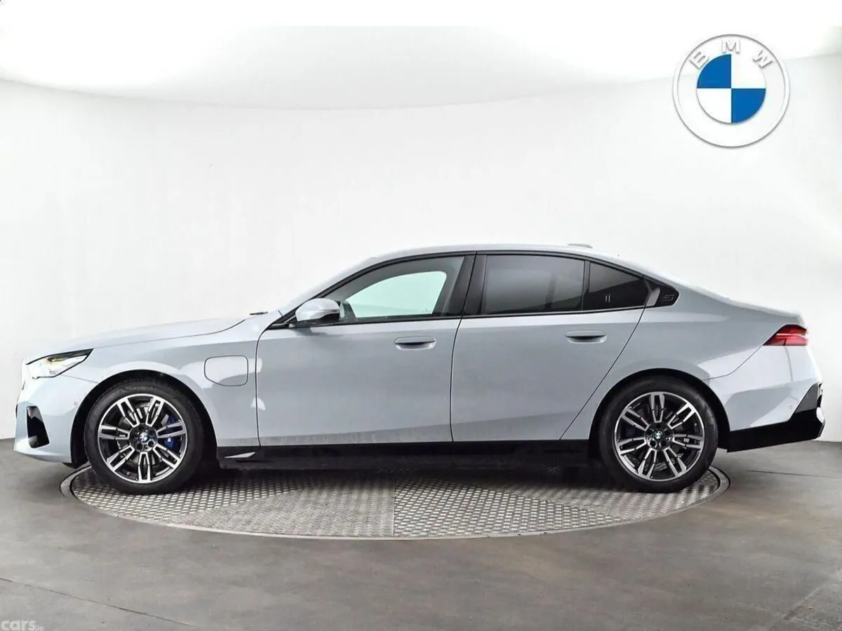 BMW 5-Series Saloon, Petrol Plug-in Hybrid, 2026, Grey