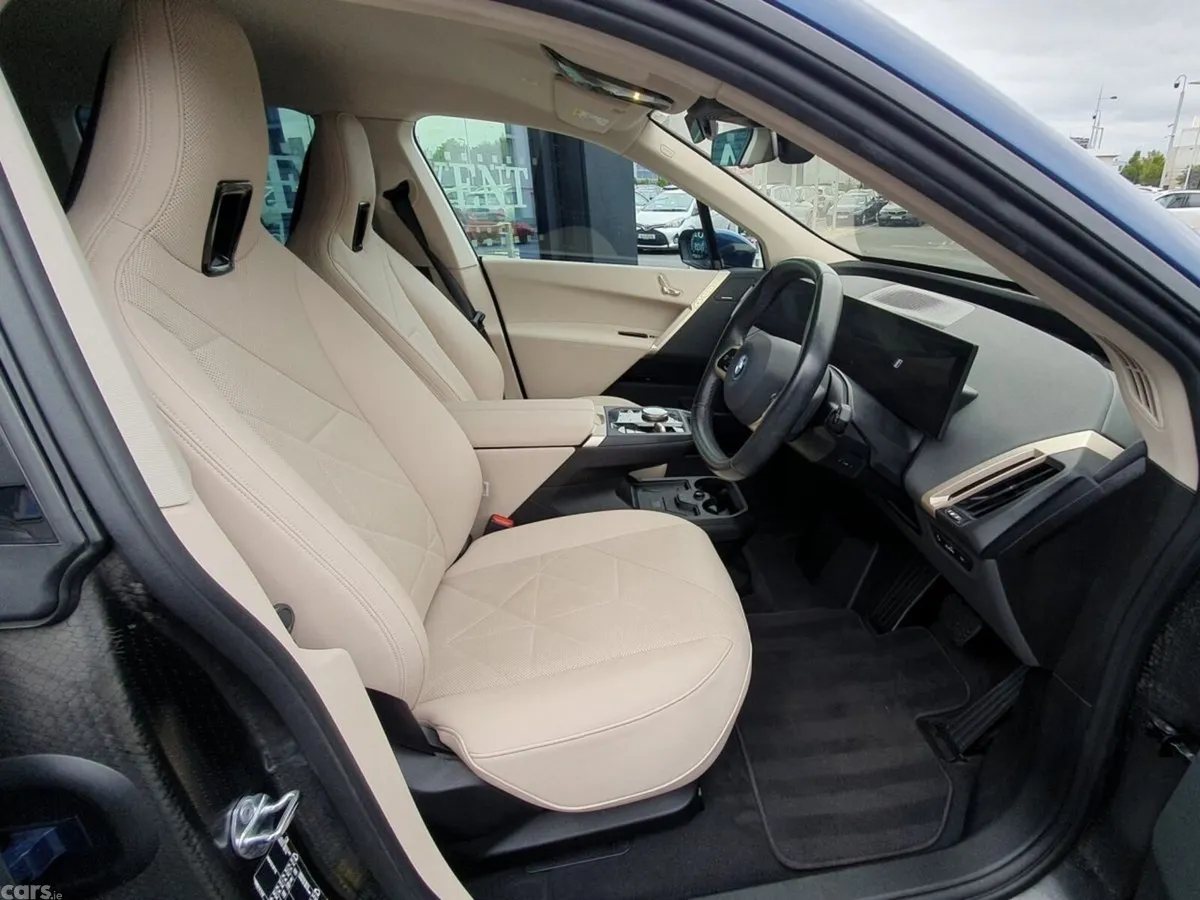 BMW iX SUV, Electric, 2023, Blue