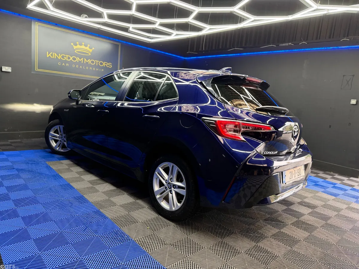 Toyota Corolla Hatchback, Petrol Hybrid, 2021, Blue