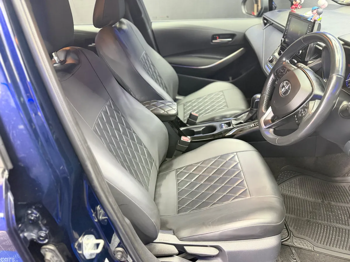 Toyota Corolla Hatchback, Petrol Hybrid, 2021, Blue