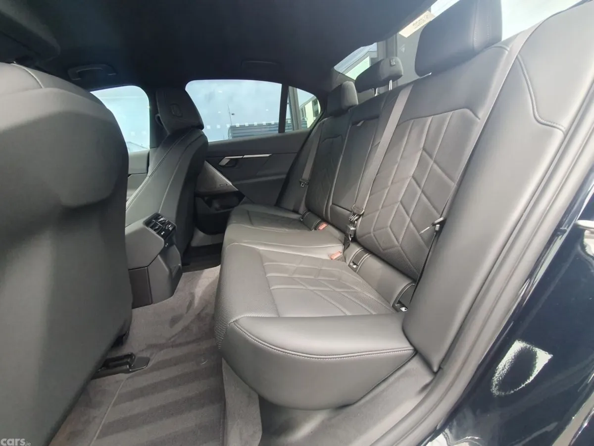 BMW 5-Series Saloon, Petrol Plug-in Hybrid, 2026, Black