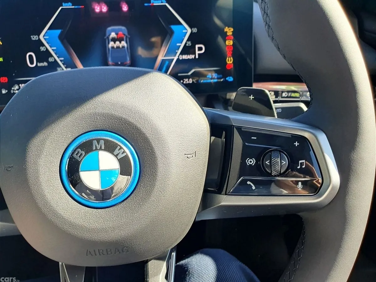 BMW 5-Series Saloon, Petrol Plug-in Hybrid, 2026, Blue