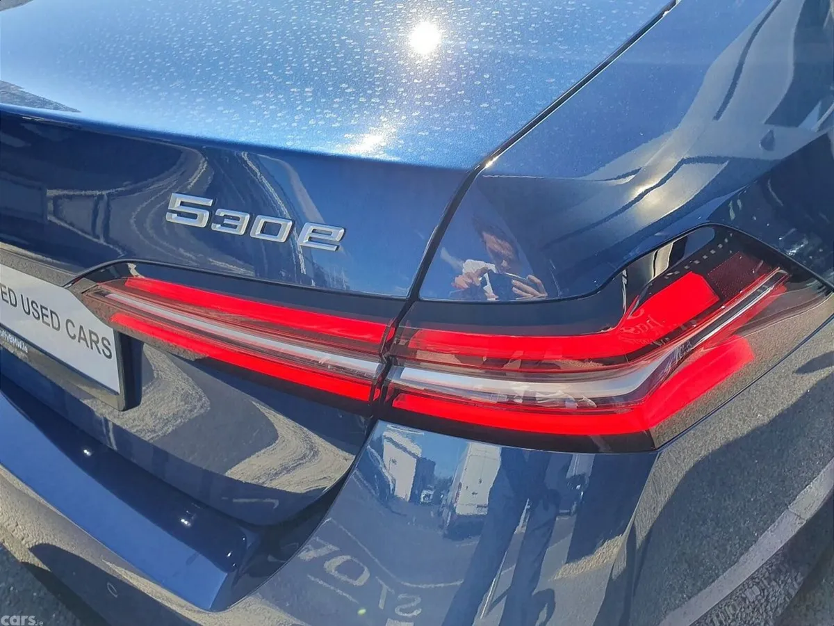 BMW 5-Series Saloon, Petrol Plug-in Hybrid, 2026, Blue