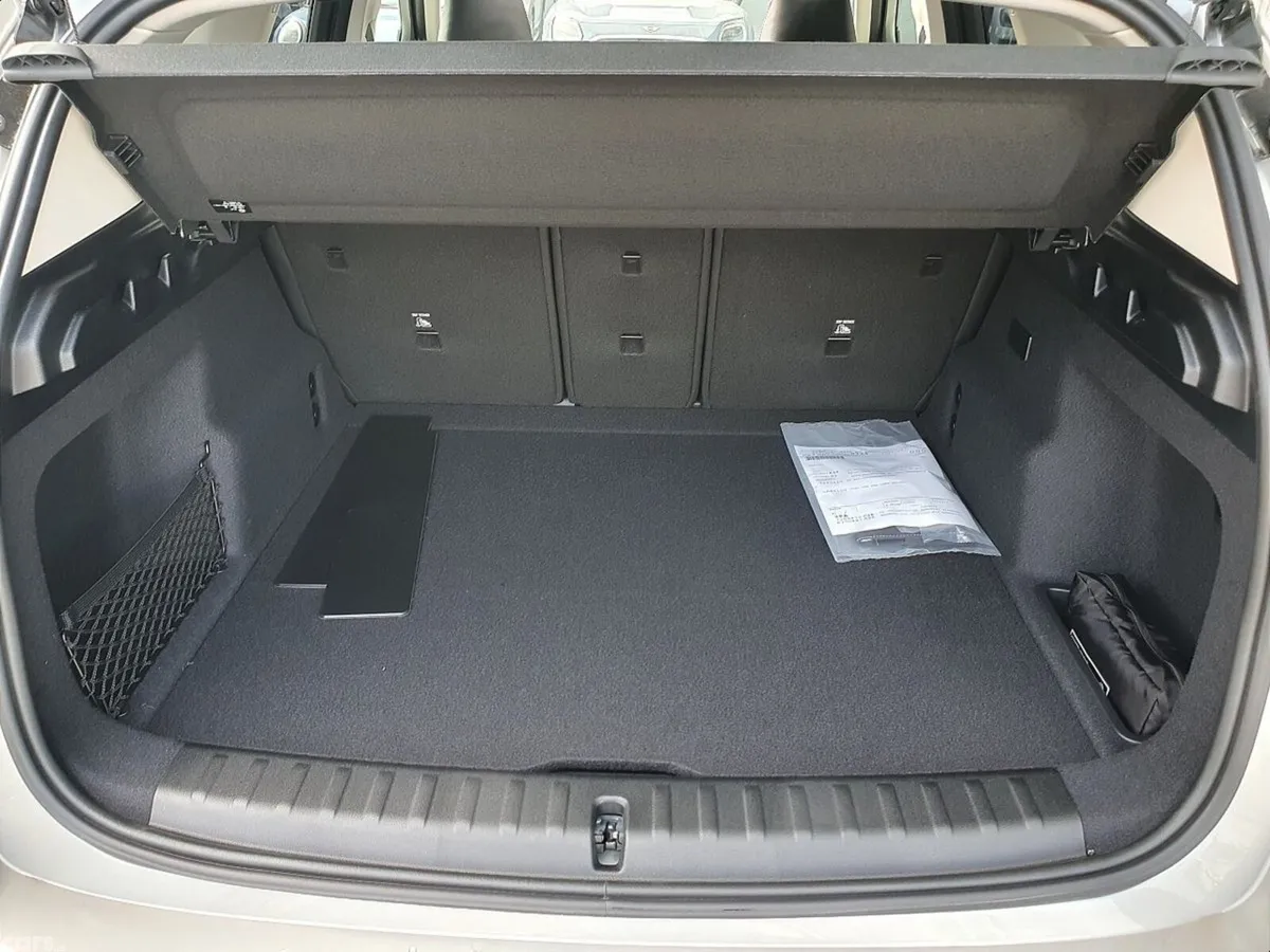 BMW X1 SUV, Petrol Plug-in Hybrid, 2026, Silver