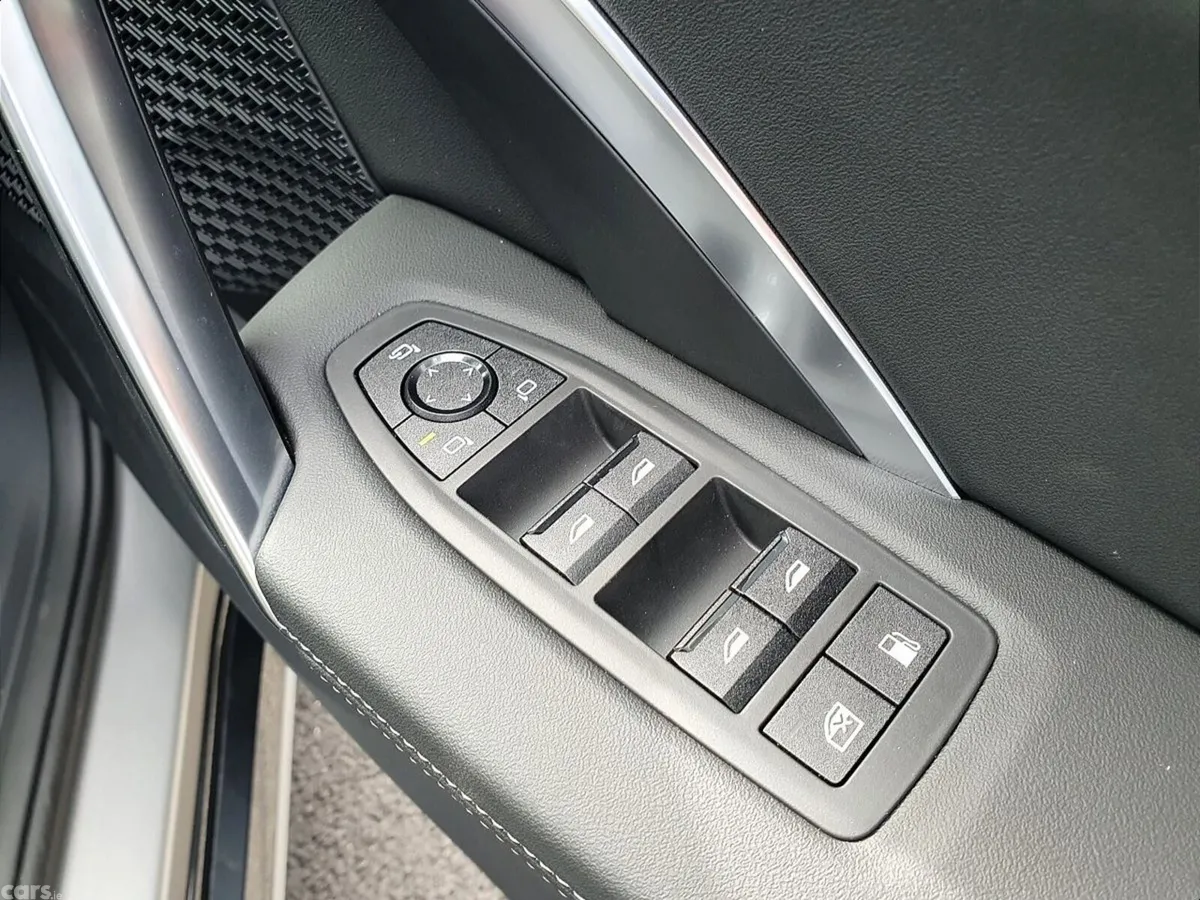 BMW X1 SUV, Petrol Plug-in Hybrid, 2026, Silver