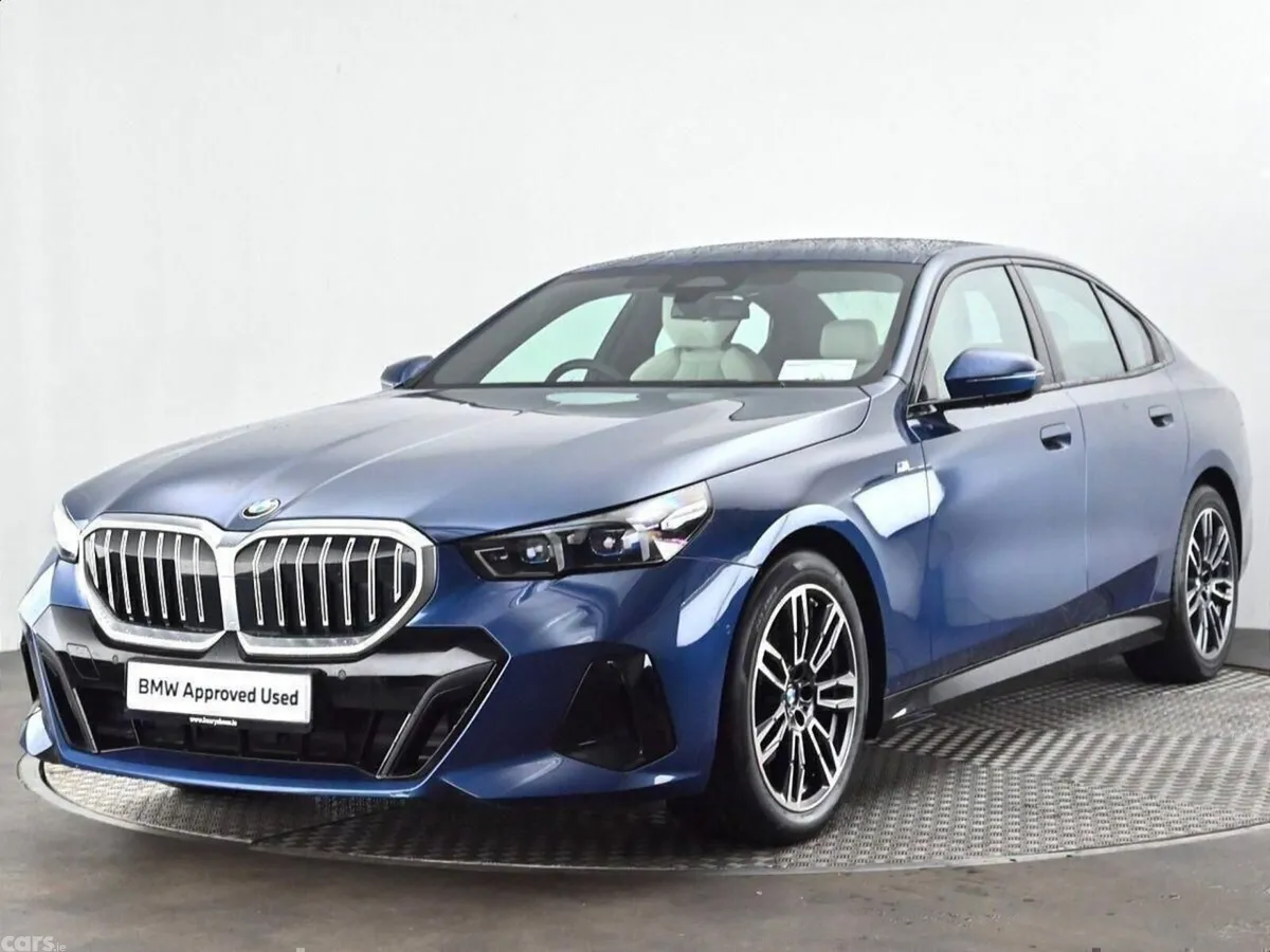 BMW 5-Series Saloon, Petrol Hybrid, 2024, Blue