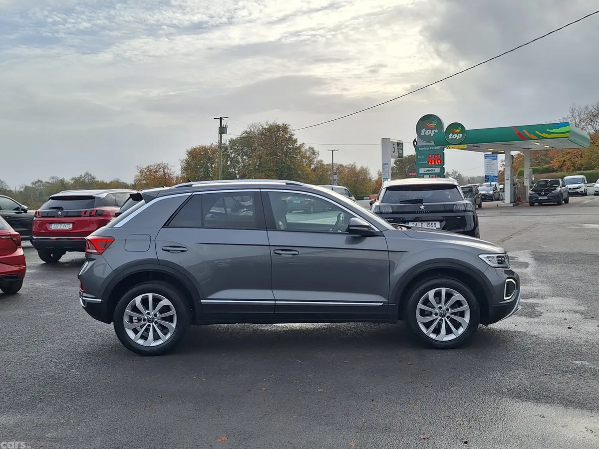 Volkswagen T-Roc SUV, Petrol, 2023, Grey